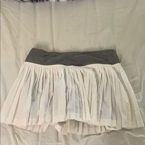 LULULEMON WHITE SKIRT